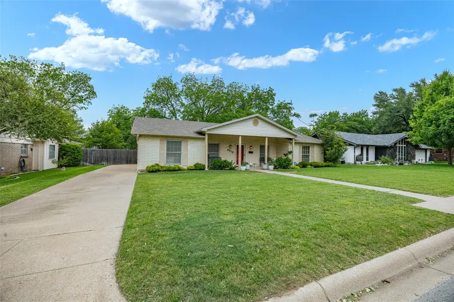 3912 Twilight Drive S, Benbrook, TX 76116 - #2