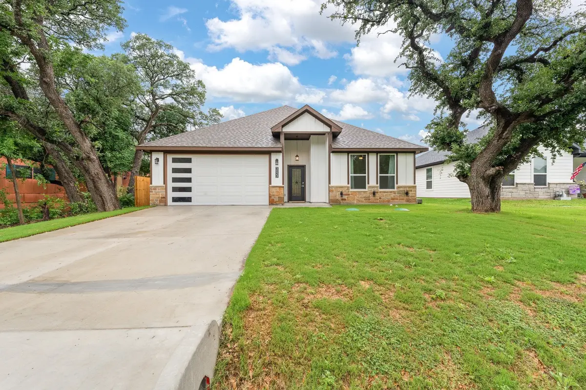 3023 Steepleridge Circle, Granbury, TX 76048 - #1