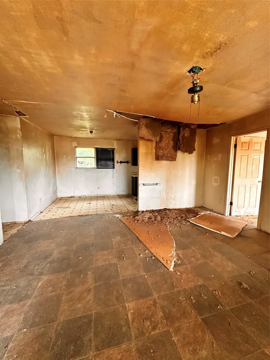 105 Caddo, Naples, TX 75568 - #3