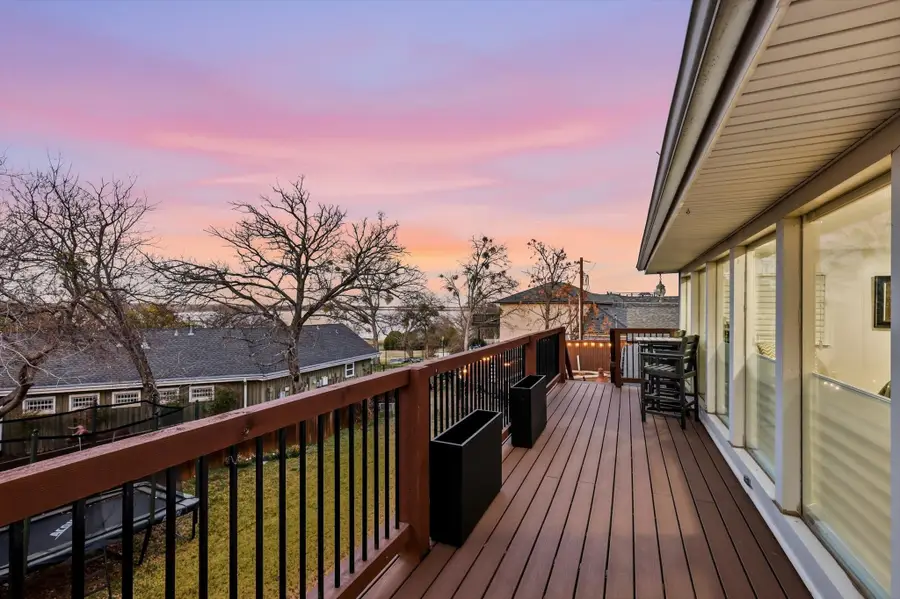 6 Horseshoe Drive, Highland Village, TX 75077 - #2