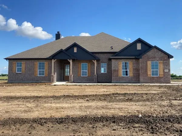 660 County Road 200, Valley View, TX 76272