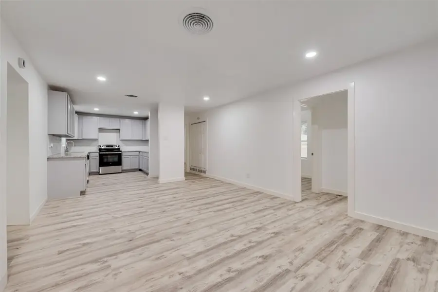 6401 Normandy Road, Fort Worth, TX 76112 - #3