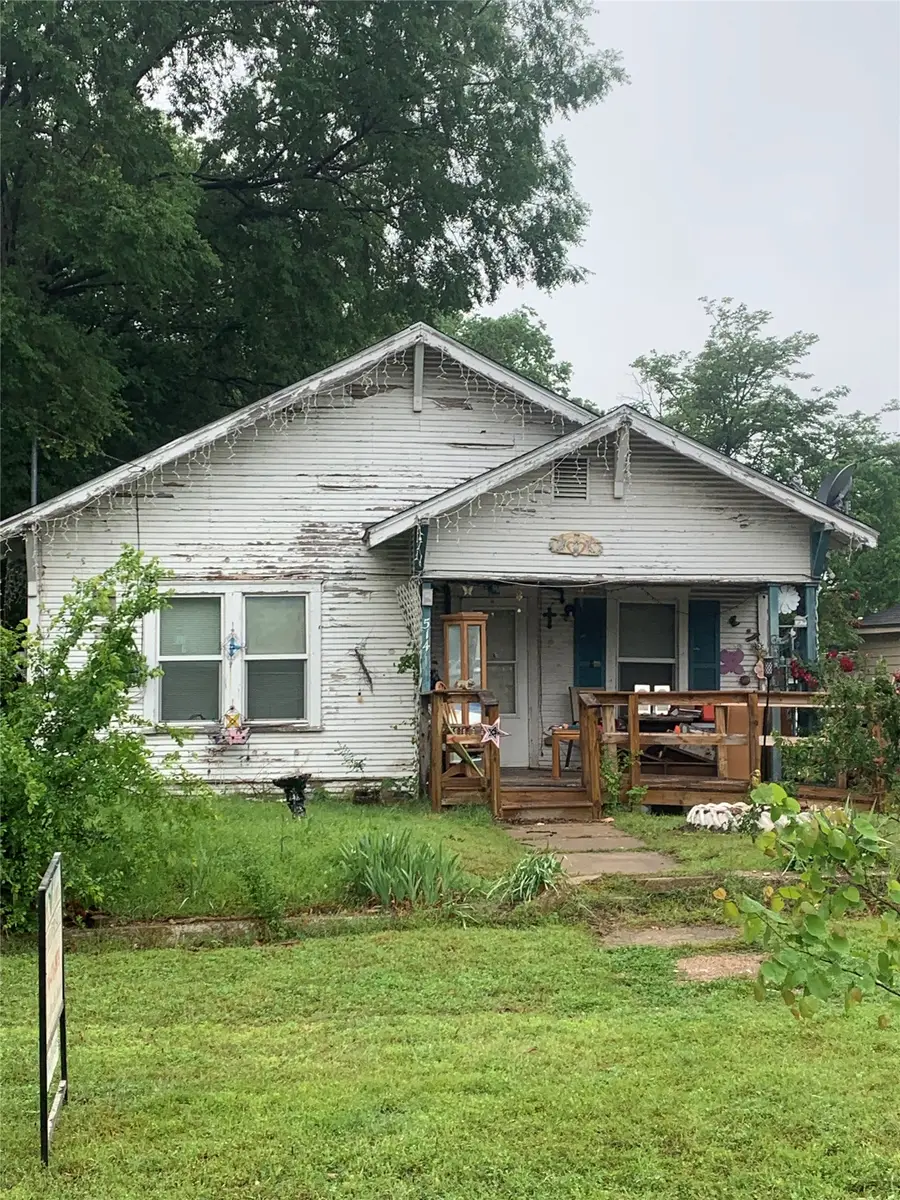 514 N Lee Avenue, Sherman, TX 75090 - #2