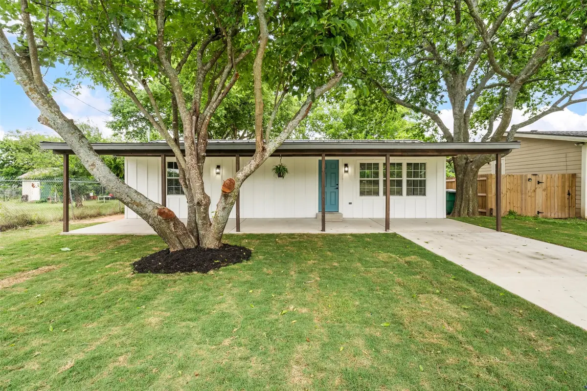 407 Johnson Street, McGregor, TX 76657 - #1