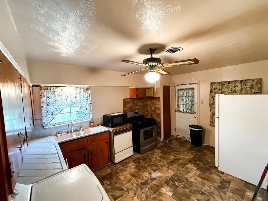 730 High School Drive, Seagoville, TX 75159 - #3