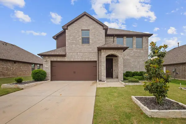 1128 Red Hawk Lane, Forney, TX 75126