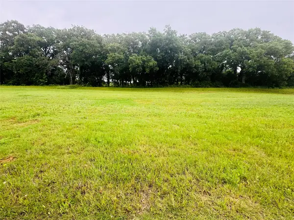 107 Kylie Street, Cleburne, TX 76031