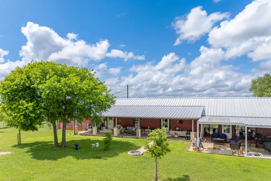 1360 W Us Hwy 84 Highway, Mullin, TX 76864 - #2