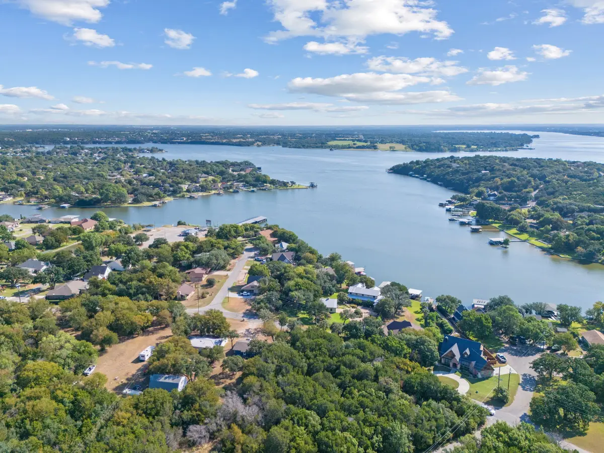 1121 Pawnee Trail, Granbury, TX 76048 - #1