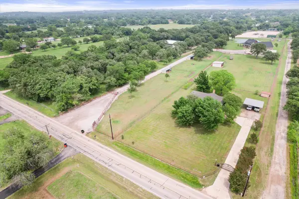 7155 Stephenson Levy Road, Burleson, TX 76028