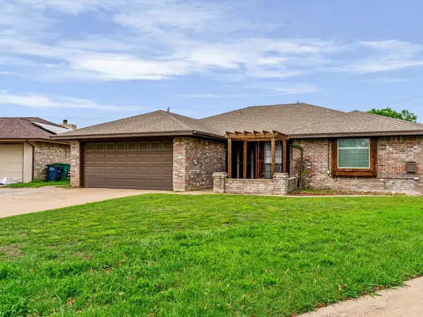 2600 S Meadow Drive, Fort Worth, TX 76133