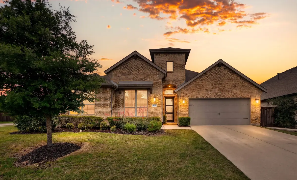 924 Coralberry Drive, Northlake, TX 76226 - #1