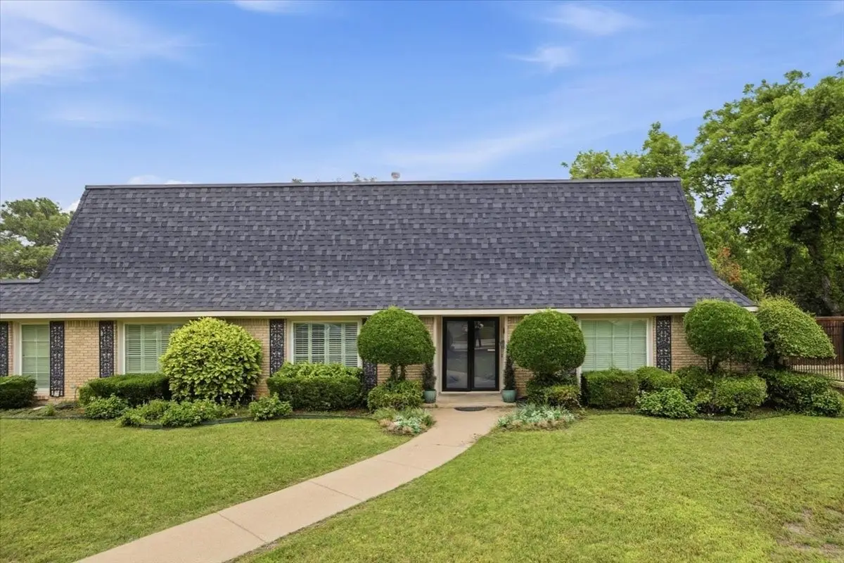 4017 Hildring Drive E, Fort Worth, TX 76109 - #1