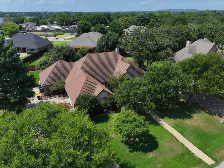 3722 Cove Timber Avenue, Granbury, TX 76049 - #2