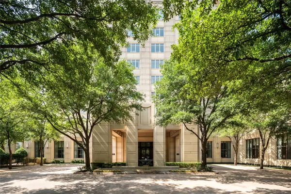 2525 N Pearl Street #1901, Dallas, TX 75201