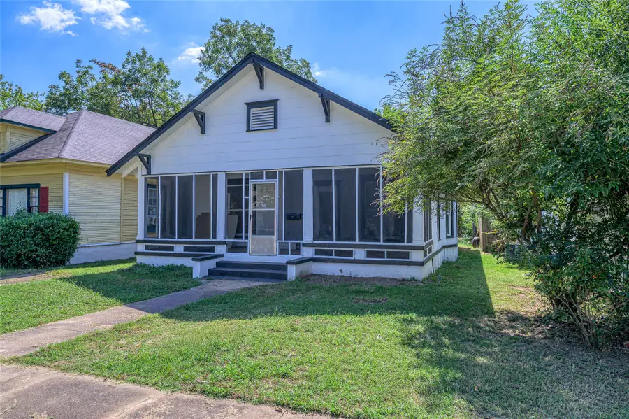 708 W Texas Street, Denison, TX 75020 - #2
