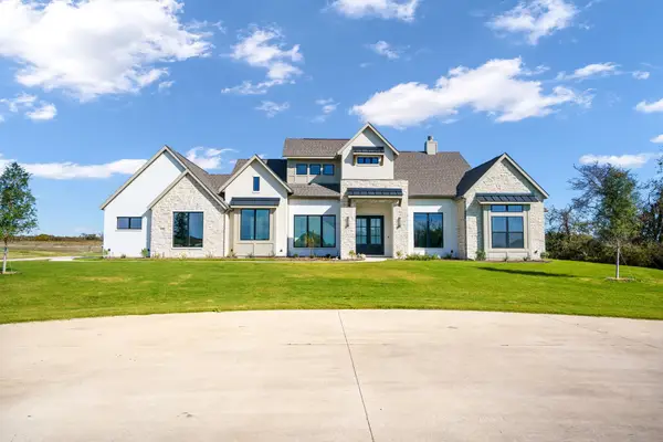 6250 Mcchesney Drive, Midlothian, TX 76065