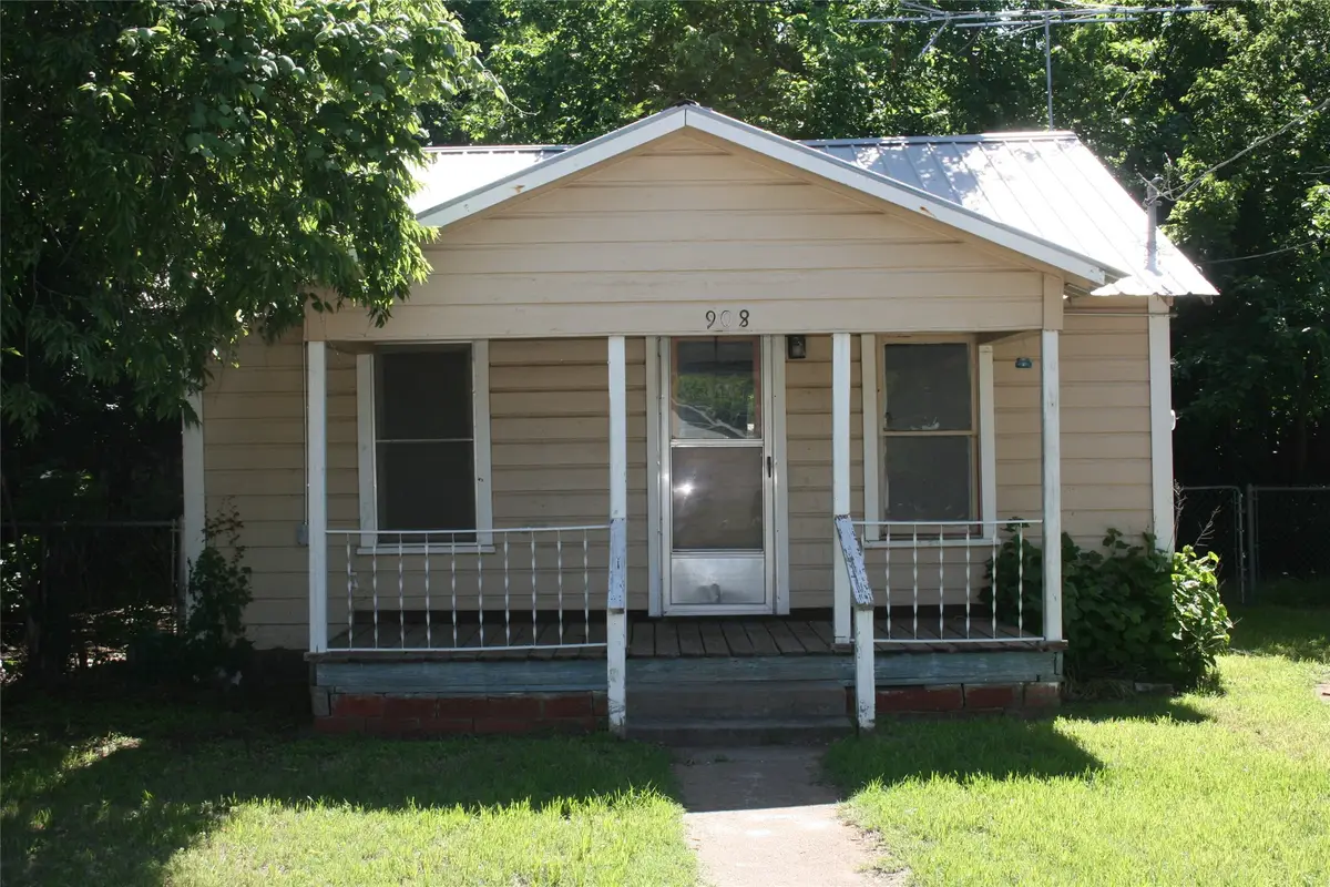 908 Franklin Street, Weatherford, TX 76086 - #1