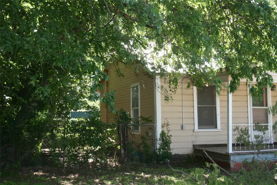 908 Franklin Street, Weatherford, TX 76086 - #3