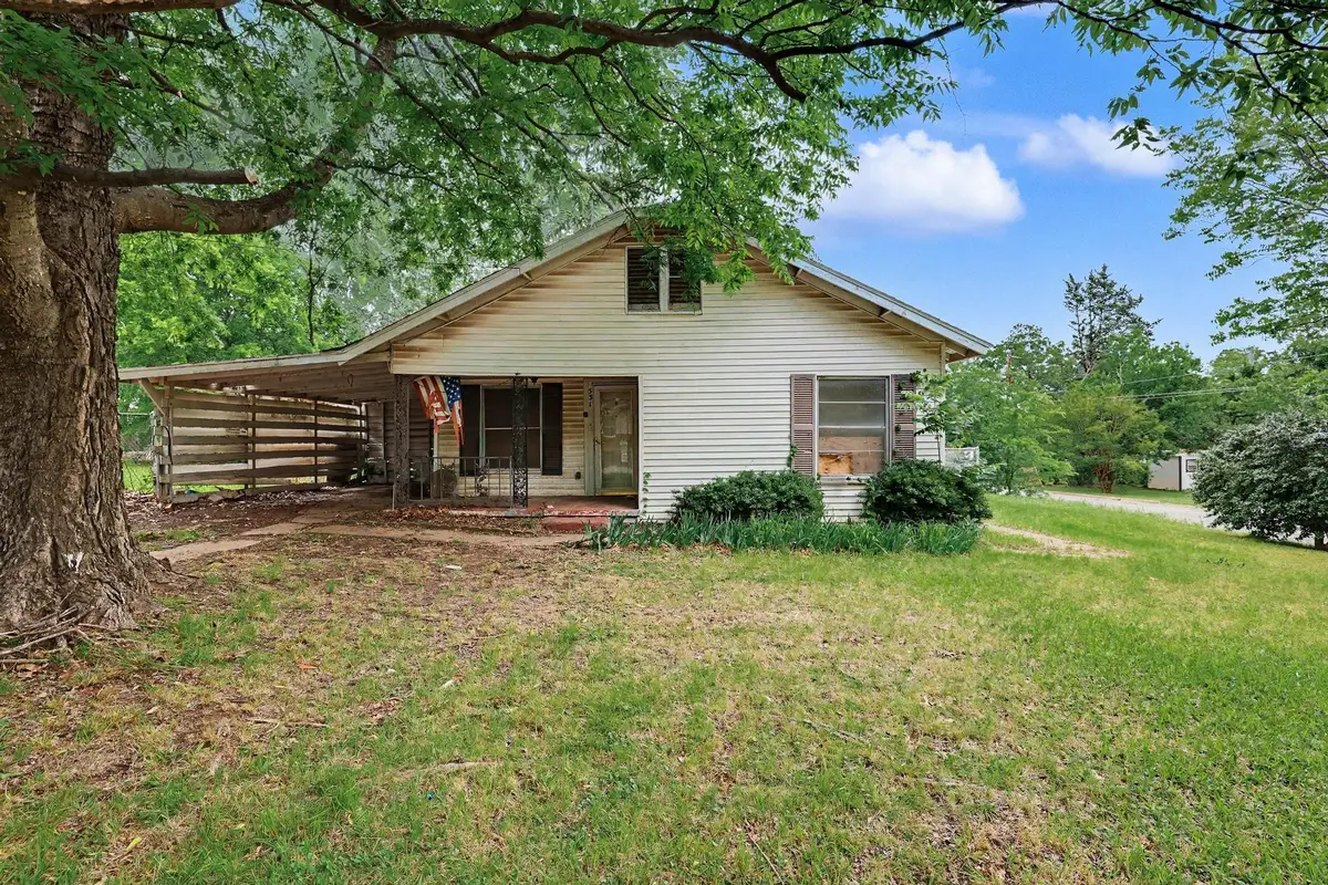 531 E Day Street, Denison, TX 75021 - #1