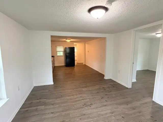 927 W Baker Street, Denison, TX 75020 - #2