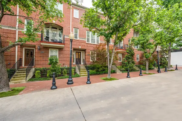 2492 Worthington Street, Dallas, TX 75204