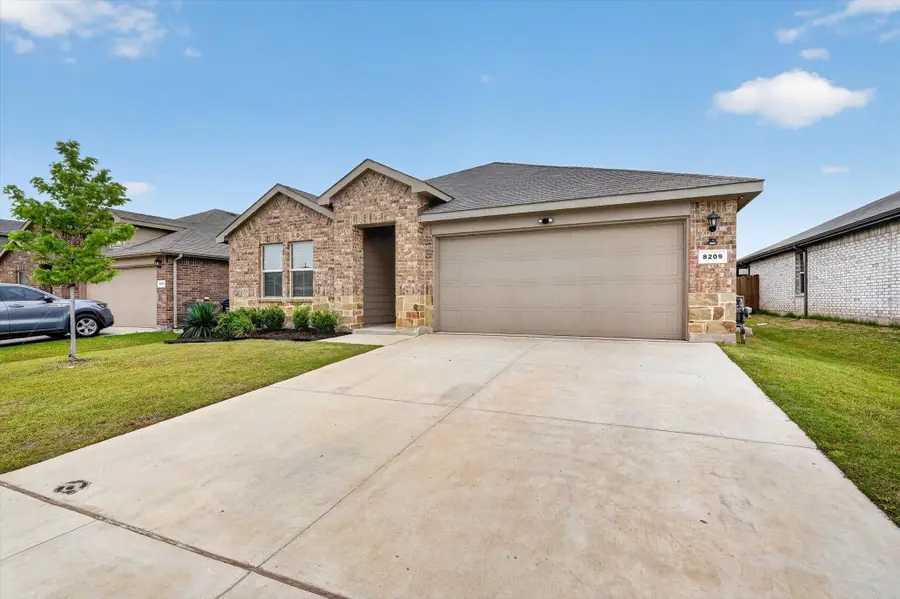 8209 Wading River Drive, Fort Worth, TX 76131 - #2