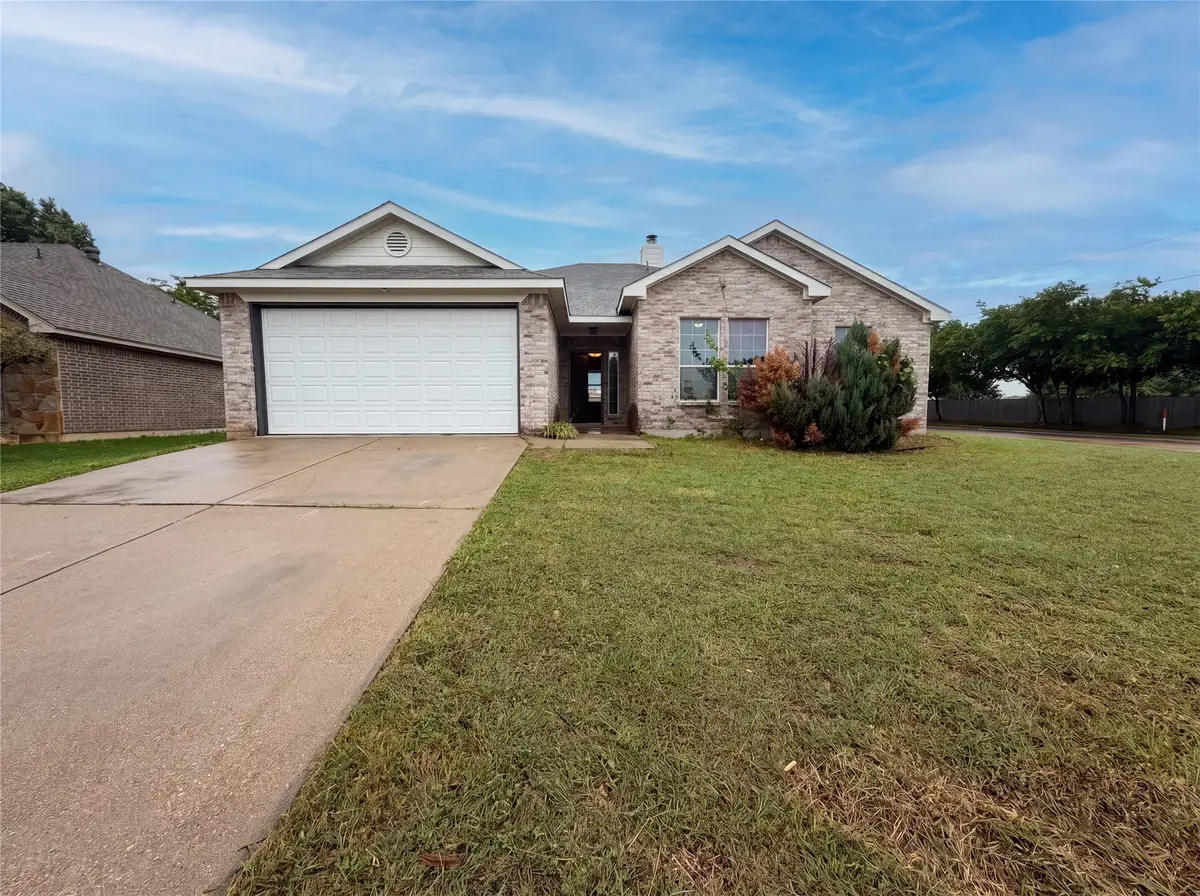 1100 Whispering Meadows, Crowley, TX 76036 - #1