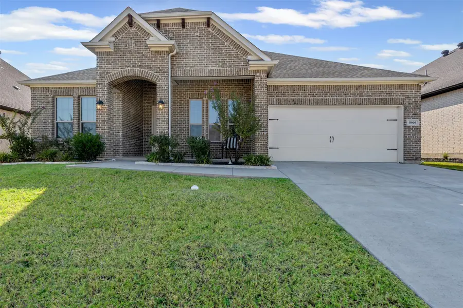 8909 Saddle Free Trail, Fort Worth, TX 76123 - #2
