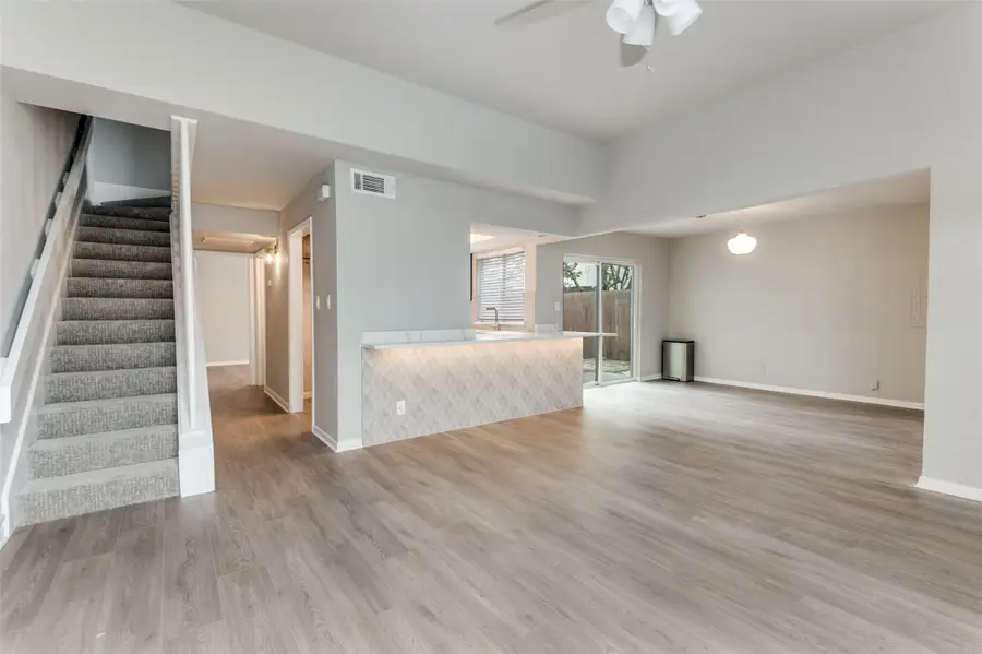 2636 Nina Circle, Grand Prairie, TX 75052 - #2