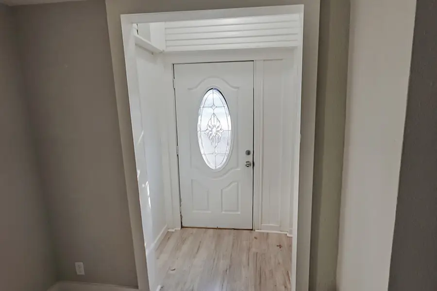 241 W Ross Avenue, De Leon, TX 76444 - #2
