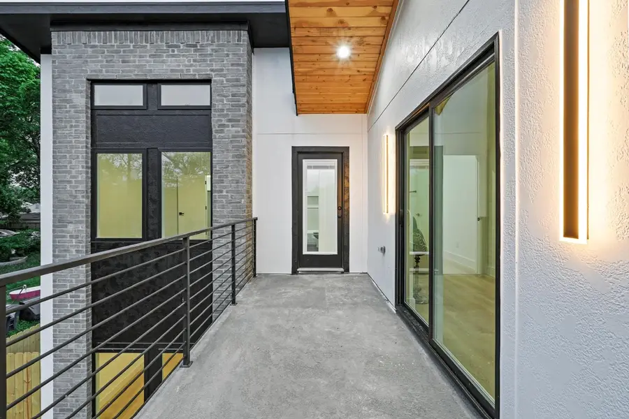 2515 Southland Street, Dallas, TX 75215 - #3