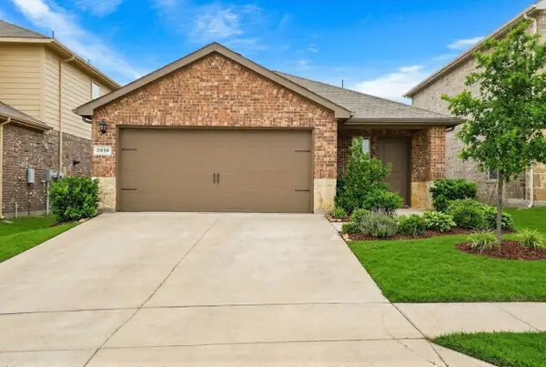 2818 Highgarden Trail, Crandall, TX 75114