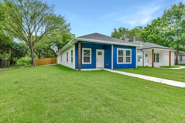 1103 S Montgomery Street, Sherman, TX 75090