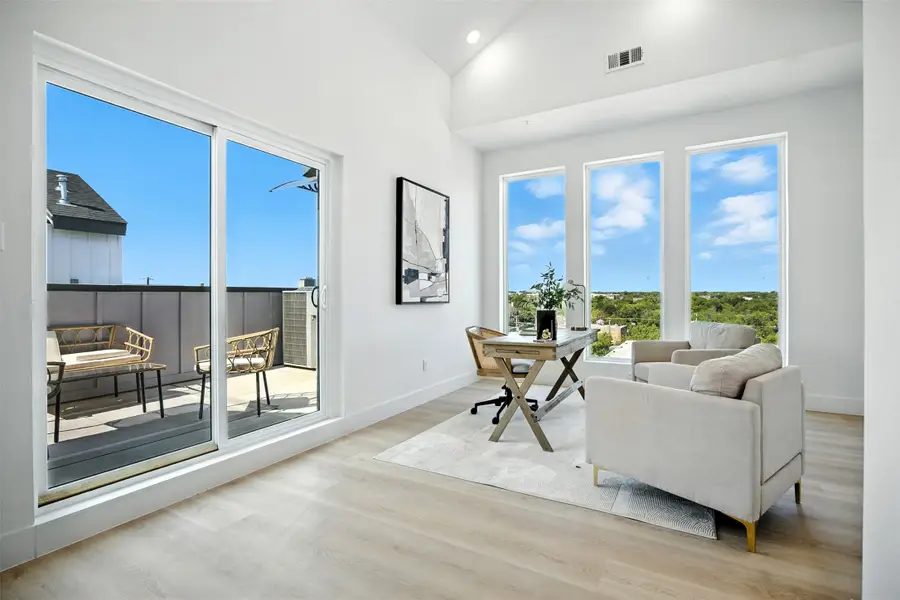 312 N Lancaster Avenue #101, Dallas, TX 75203 - #2