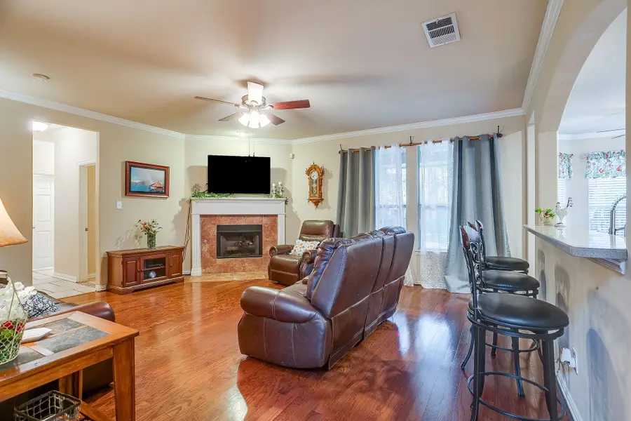 2952 Masters Court S, Burleson, TX 76028 - #3