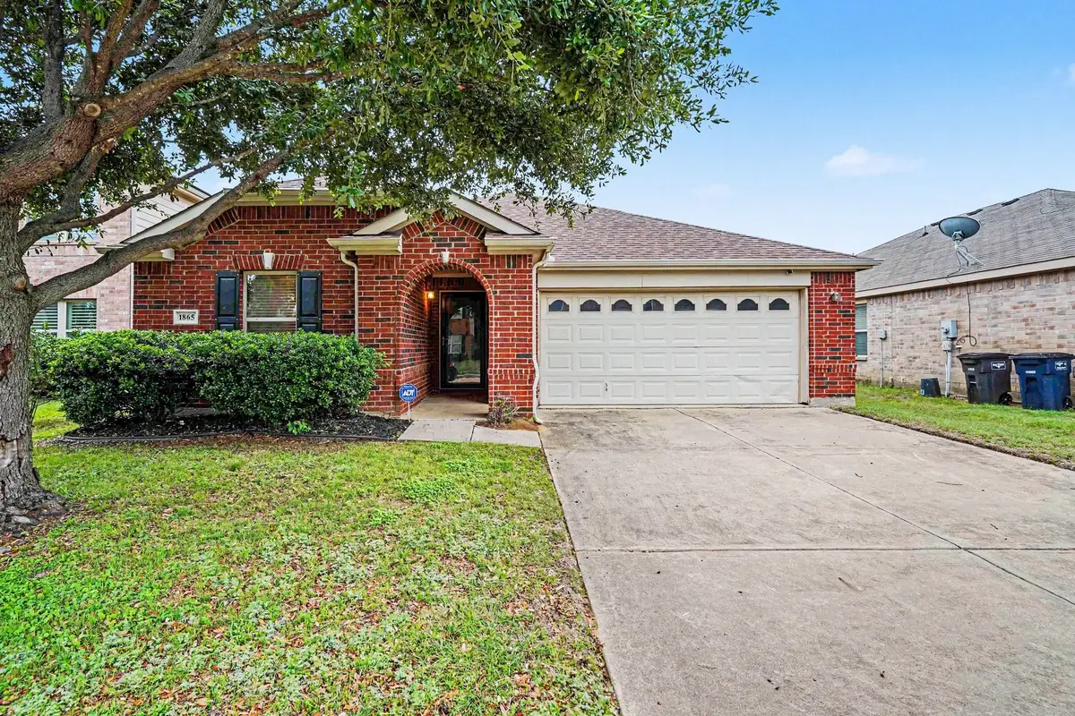 1865 Lynnwood Hills Drive, Fort Worth, TX 76112 - #1