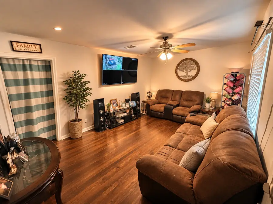 2502 E Overton Road, Dallas, TX 75216 - #2