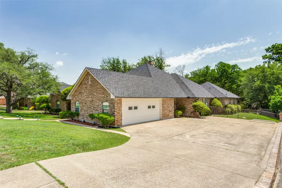 11905 Blue Creek Drive, Aledo, TX 76008 - #2