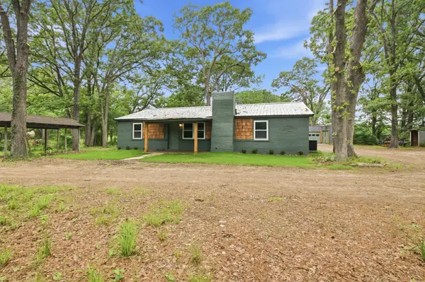 509 County Road 2271, Telephone, TX 75488