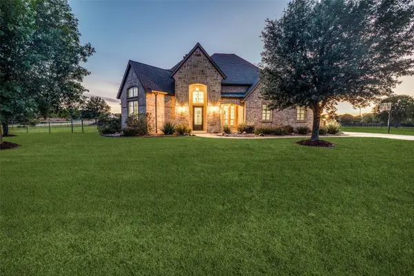 303 Strain Lane, Lucas, TX 75002