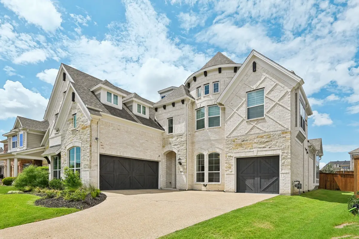 925 Oglethorpe Lane, Savannah, TX 76227 - #1