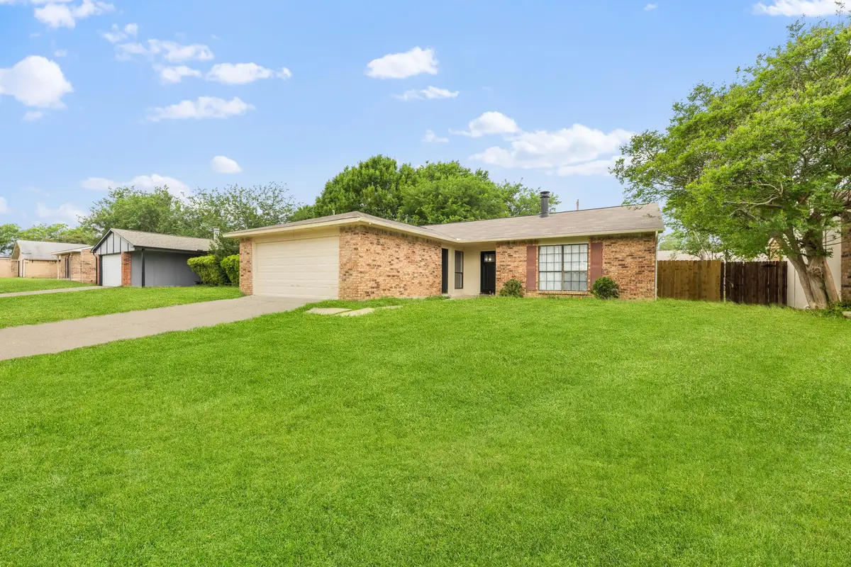 809 Levelland Drive, Arlington, TX 76017 - #1