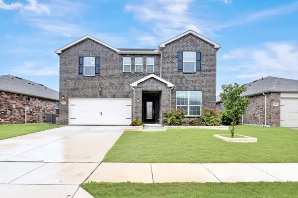 504 Banbury Court, Forney, TX 75126