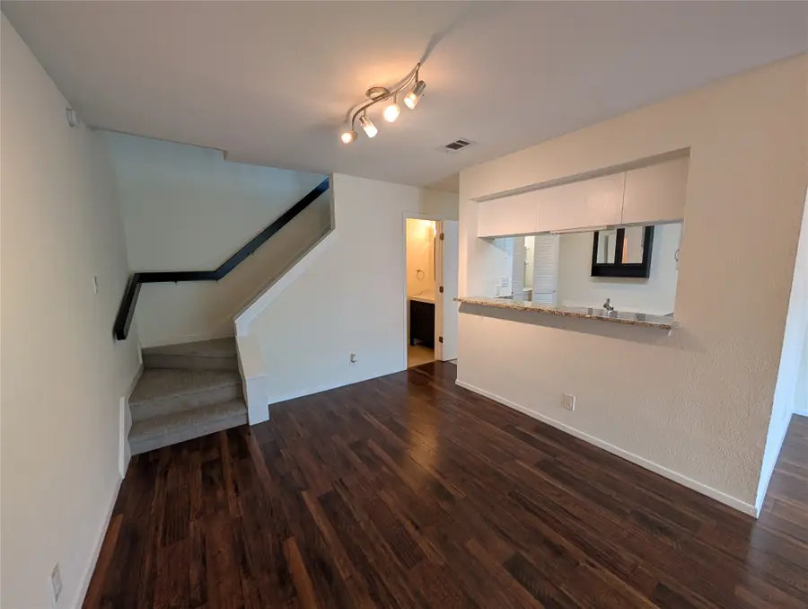 5200 Martel Avenue #11N, Dallas, TX 75206 - #3