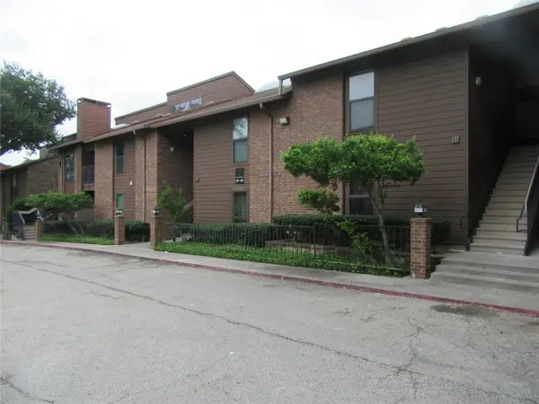 7522 Holly Hill Drive #18, Dallas, TX 75231