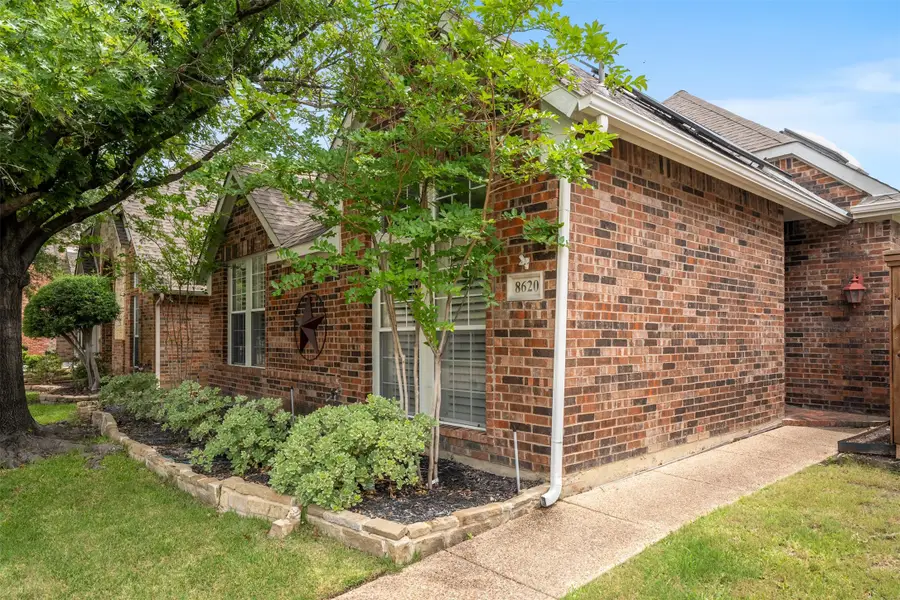 8620 Forest Glen Drive, Irving, TX 75063 - #2