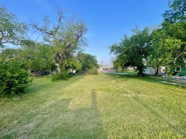 314 N Morris Street, Gainesville, TX 76240