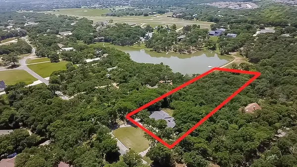 42 Hidden Valley Airpark, Shady Shores, TX 76208