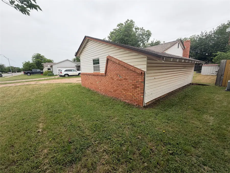 3232 Sayles Boulevard, Abilene, TX 79605 - #2